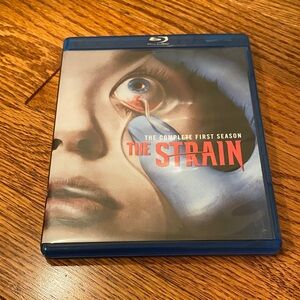 3/$20 The Strain Complete First Season Blu-ray
